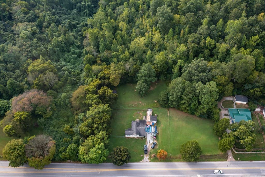 1123 Mountain Creek Road, Chattanooga TN 37405 - Photo