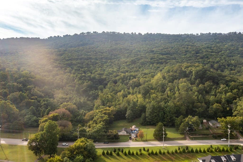 1123 Mountain Creek Road, Chattanooga TN 37405 - Photo