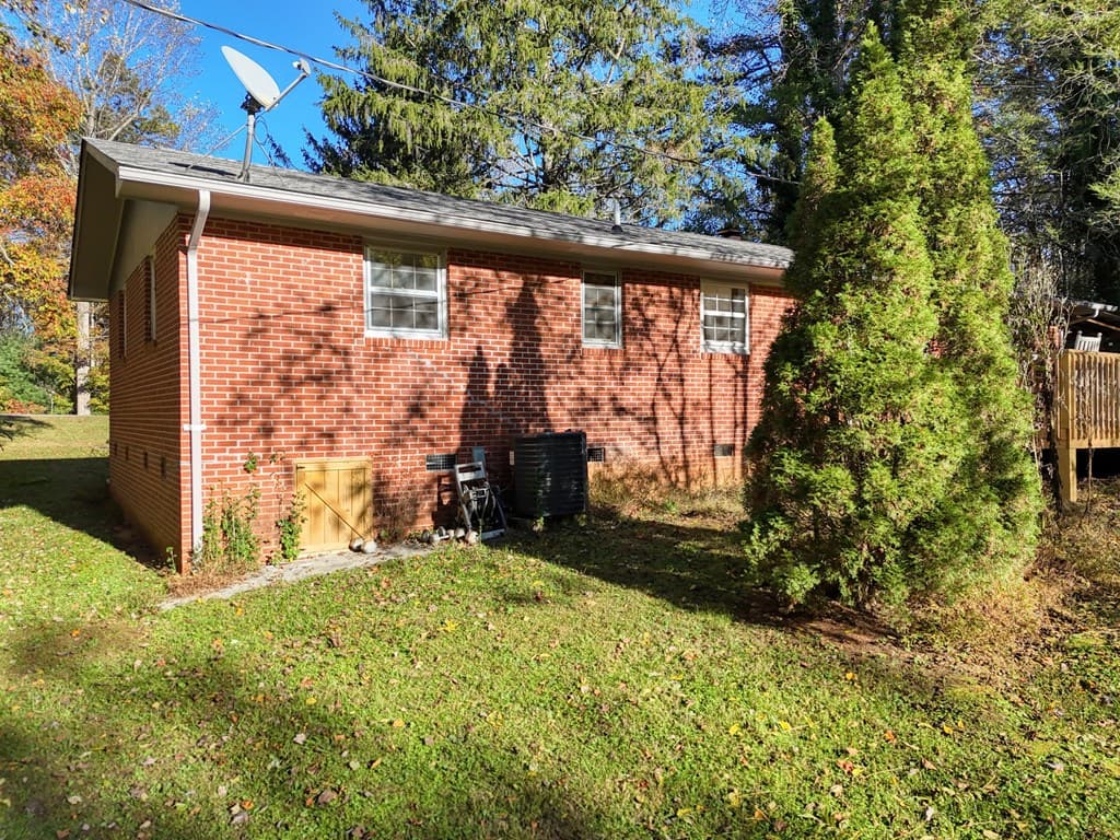110 Johnson Road, Hayesville NC 28904 - Photo
