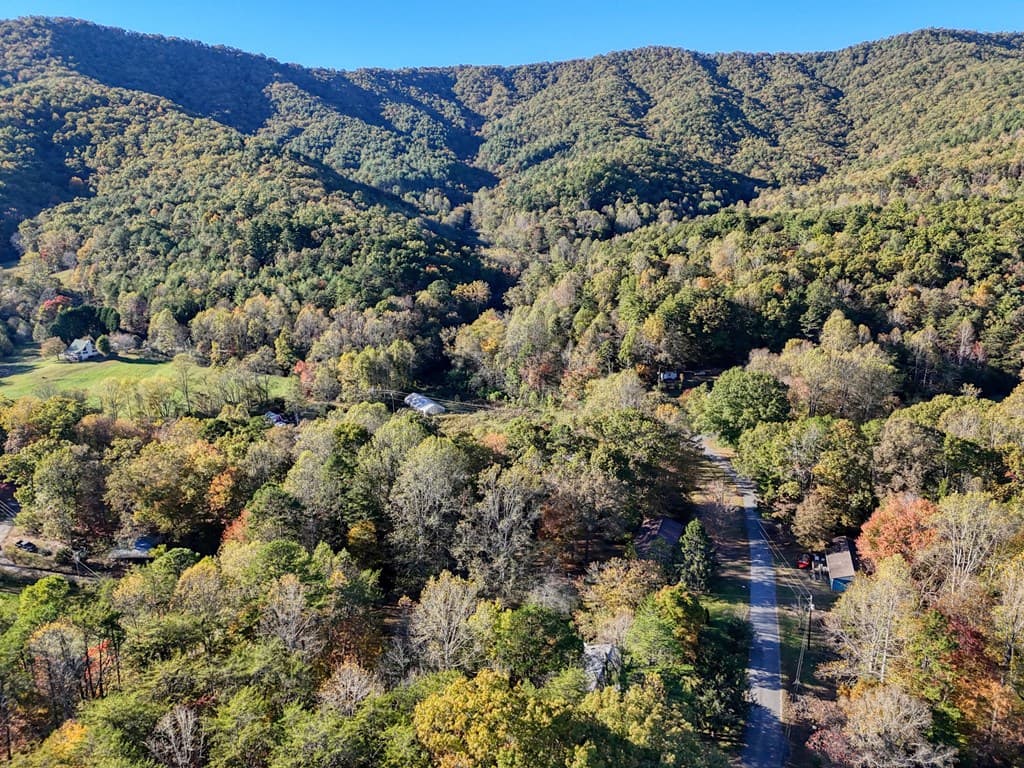 110 Johnson Road, Hayesville NC 28904 - Photo