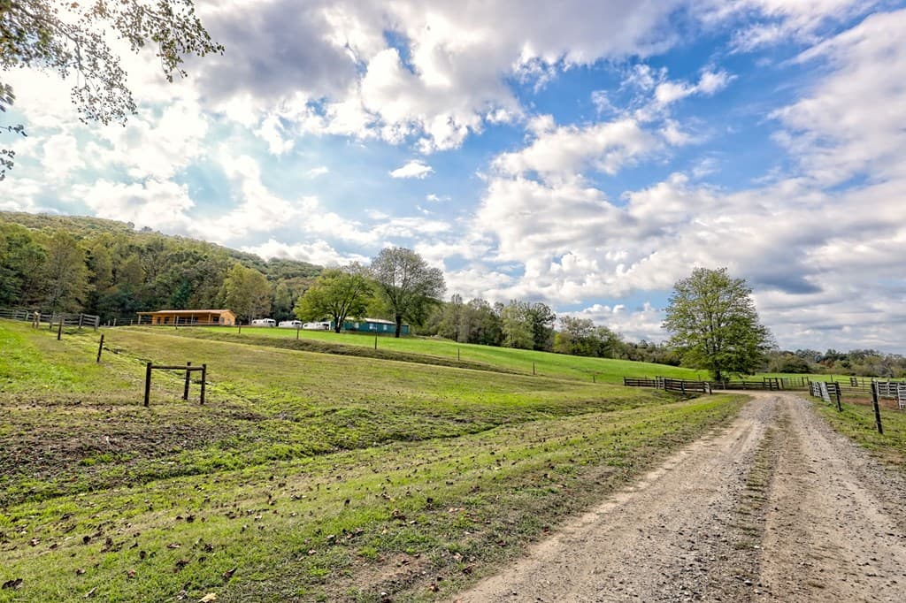 3147 Old Hwy 64 W, Warne NC 28909 - Photo