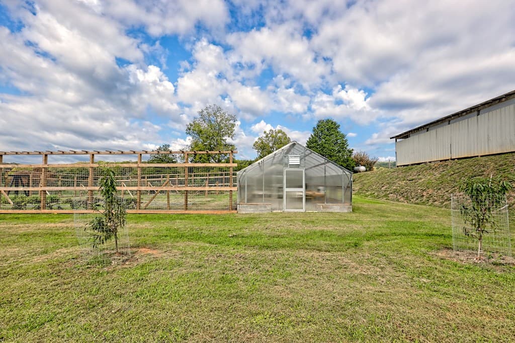 3147 Old Hwy 64 W, Warne NC 28909 - Photo