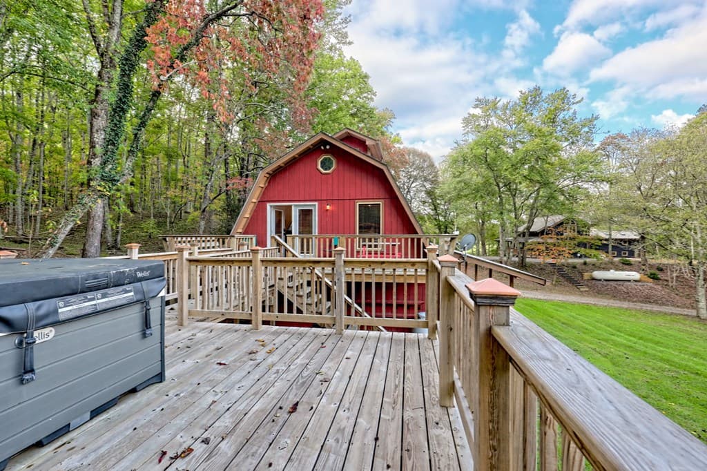 3147 Old Hwy 64 W, Warne NC 28909 - Photo