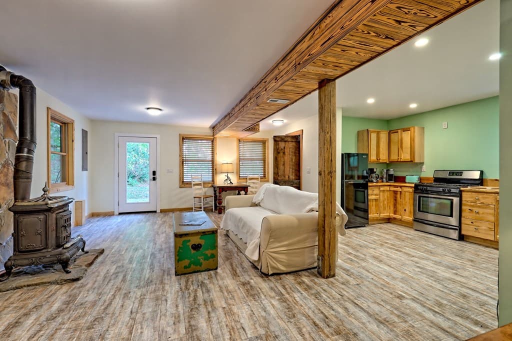 3147 Old Hwy 64 W, Warne NC 28909 - Photo