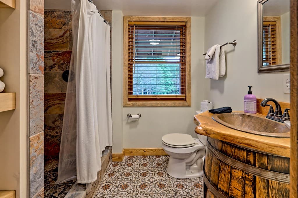 3147 Old Hwy 64 W, Warne NC 28909 - Photo
