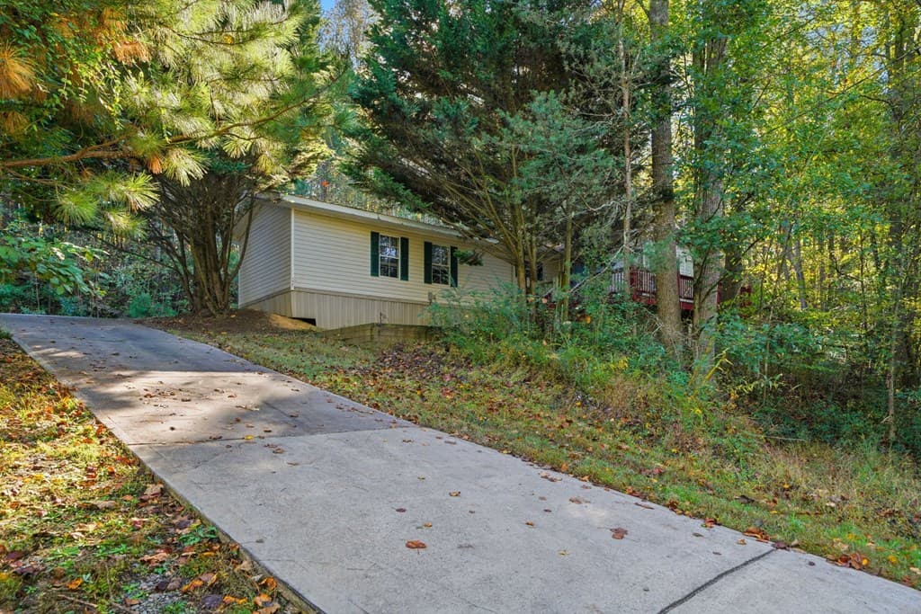 1907 John Call Road, Talking Rock GA 30175 - Photo