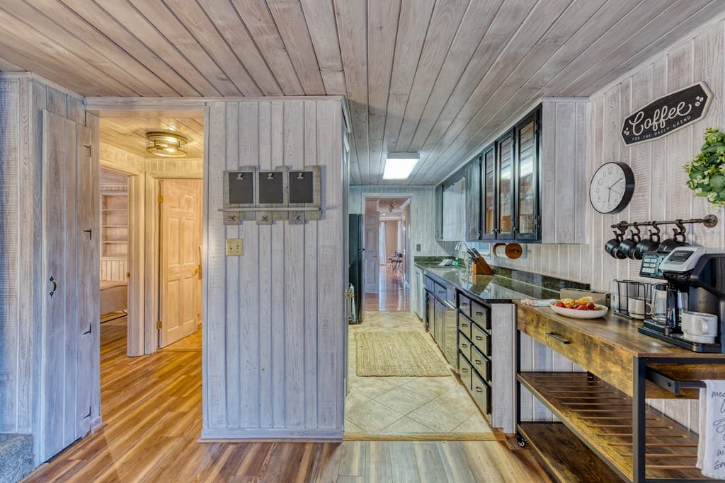145 River Bend Lane, Blue Ridge GA 30513 - Photo