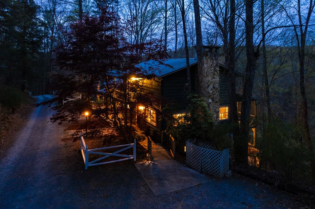 145 River Bend Lane, Blue Ridge GA 30513 - Photo