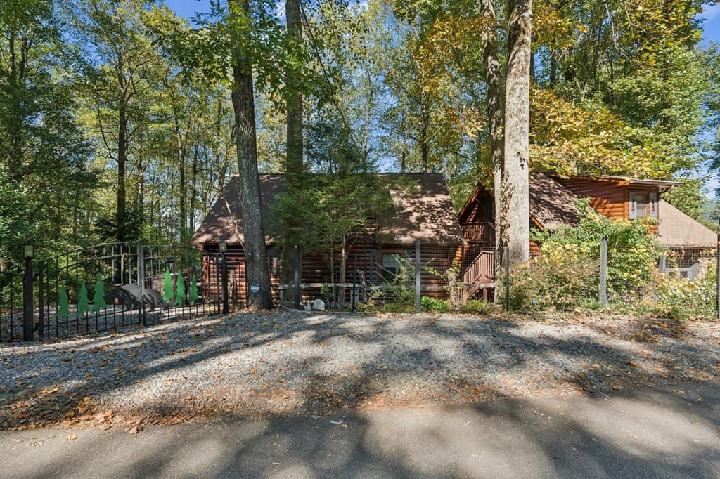 1225 Walnut Ridge, Ellijay GA 30536 - Photo