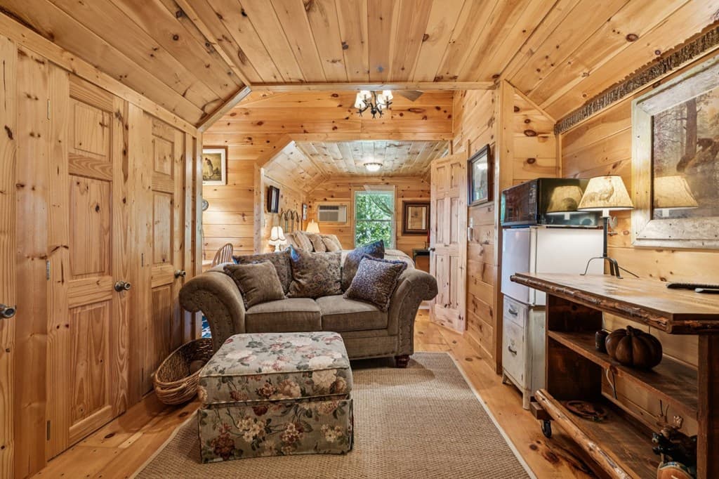 1225 Walnut Ridge, Ellijay GA 30536 - Photo