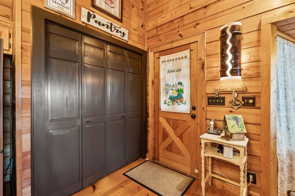1225 Walnut Ridge, Ellijay GA 30536 - Photo