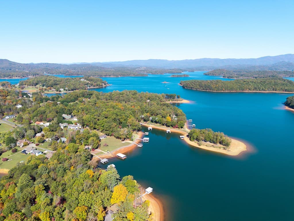 1370 Heathers Cove Circle, Hiawassee GA 30546 - Photo