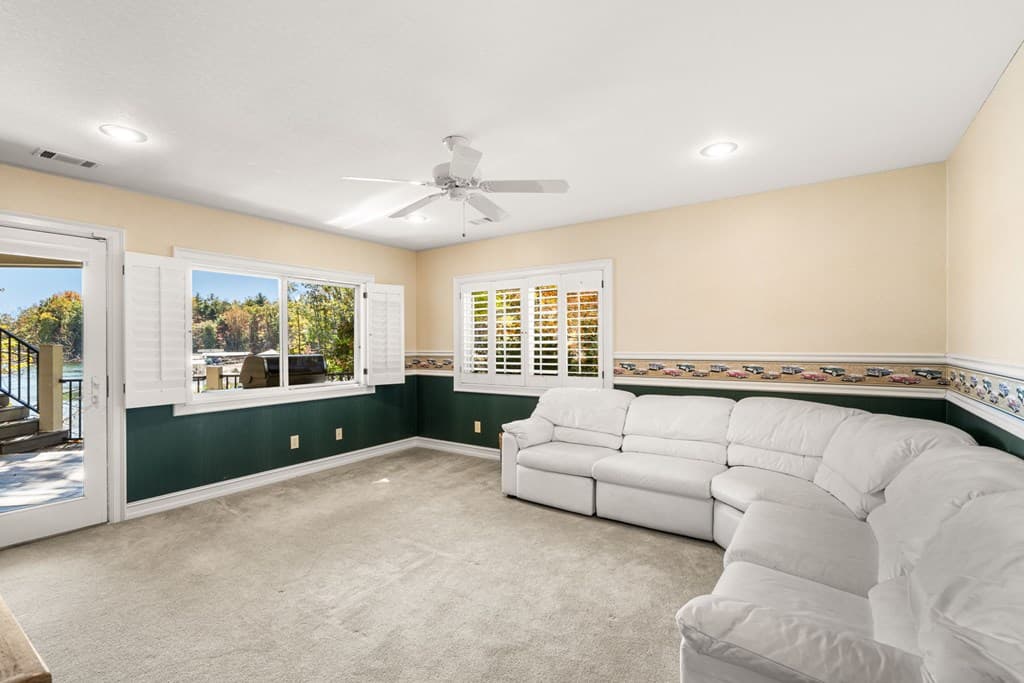 1370 Heathers Cove Circle, Hiawassee GA 30546 - Photo