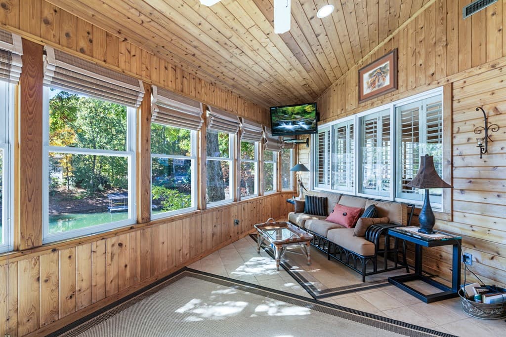 1370 Heathers Cove Circle, Hiawassee GA 30546 - Photo
