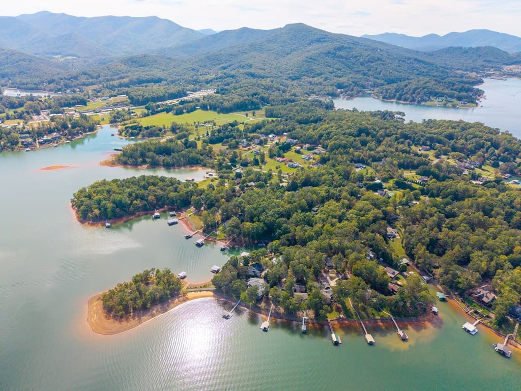 1370 Heathers Cove Circle, Hiawassee GA 30546 - Photo