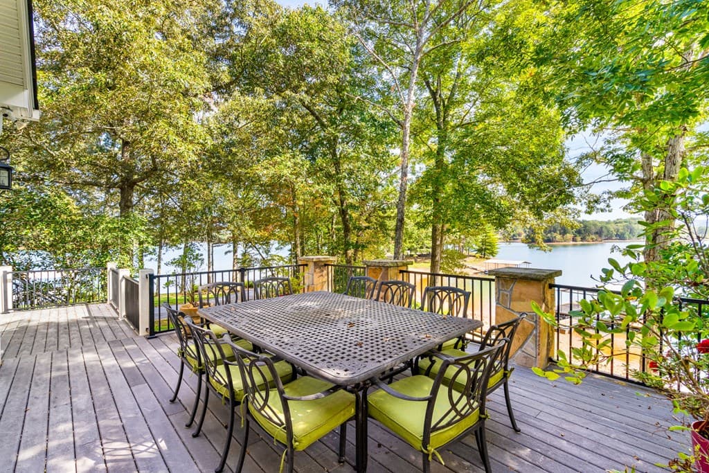 1370 Heathers Cove Circle, Hiawassee GA 30546 - Photo