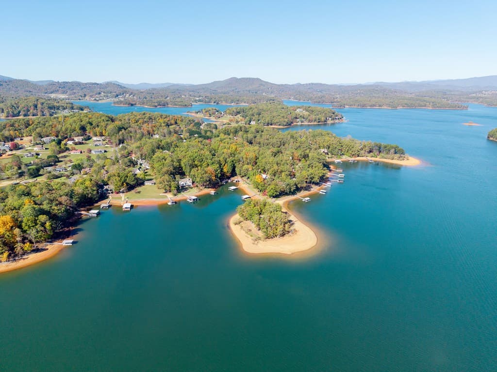 1370 Heathers Cove Circle, Hiawassee GA 30546 - Photo