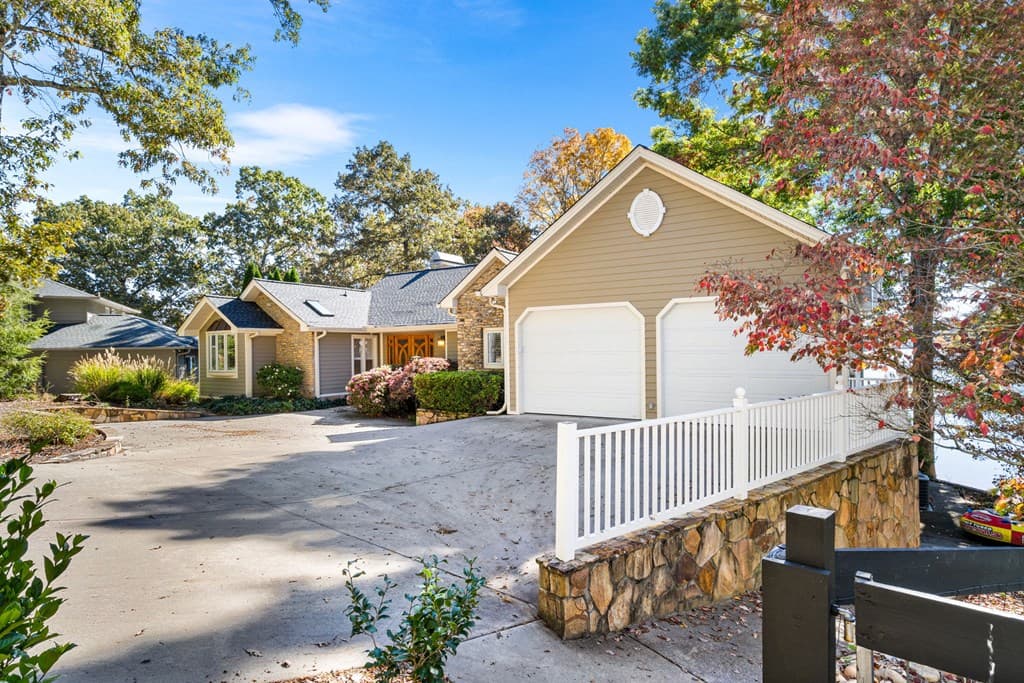 1370 Heathers Cove Circle, Hiawassee GA 30546 - Photo