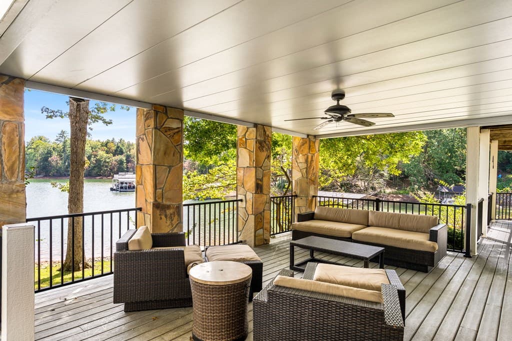 1370 Heathers Cove Circle, Hiawassee GA 30546 - Photo
