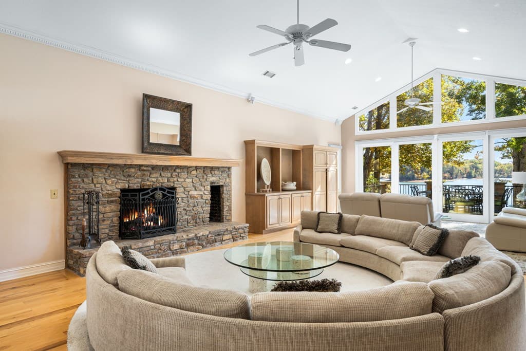 1370 Heathers Cove Circle, Hiawassee GA 30546 - Photo