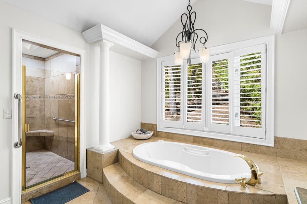 1370 Heathers Cove Circle, Hiawassee GA 30546 - Photo