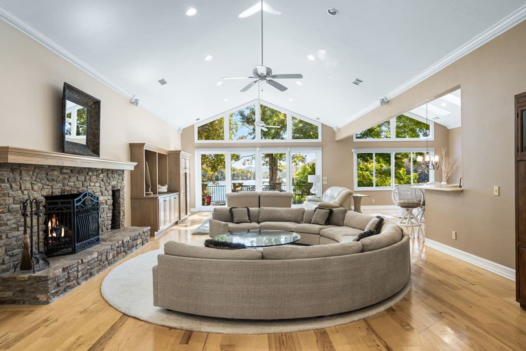 1370 Heathers Cove Circle, Hiawassee GA 30546 - Photo