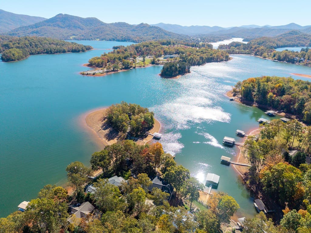 1370 Heathers Cove Circle, Hiawassee GA 30546 - Photo