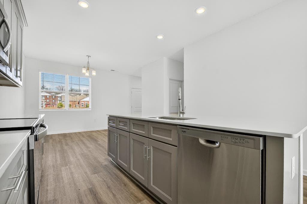 Unit 17 Grove Loop, Blue Ridge GA 30513 - Photo
