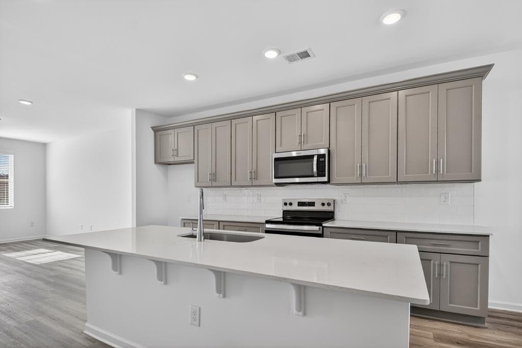 Unit 17 Grove Loop, Blue Ridge GA 30513 - Photo