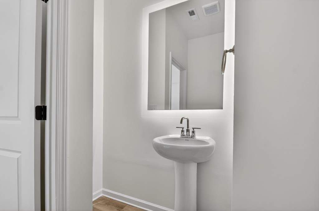 Unit 17 Grove Loop, Blue Ridge GA 30513 - Photo