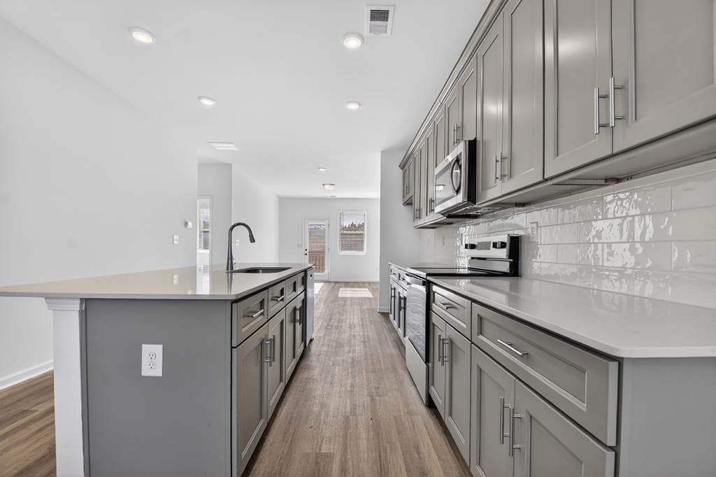 Unit 17 Grove Loop, Blue Ridge GA 30513 - Photo