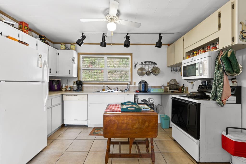 492 Johnny Gap Road, Suches GA 30572 - Photo