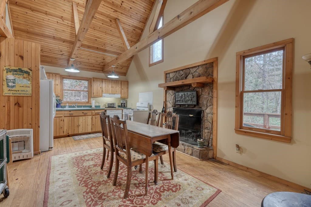 2479 Plum Orchard Road, Clayton GA 30525 - Photo