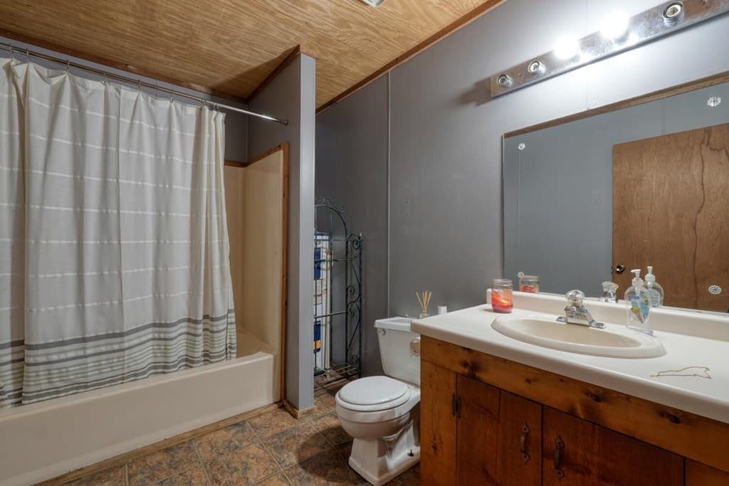 2479 Plum Orchard Road, Clayton GA 30525 - Photo