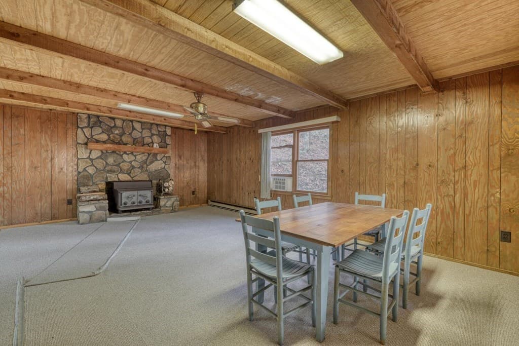 2479 Plum Orchard Road, Clayton GA 30525 - Photo