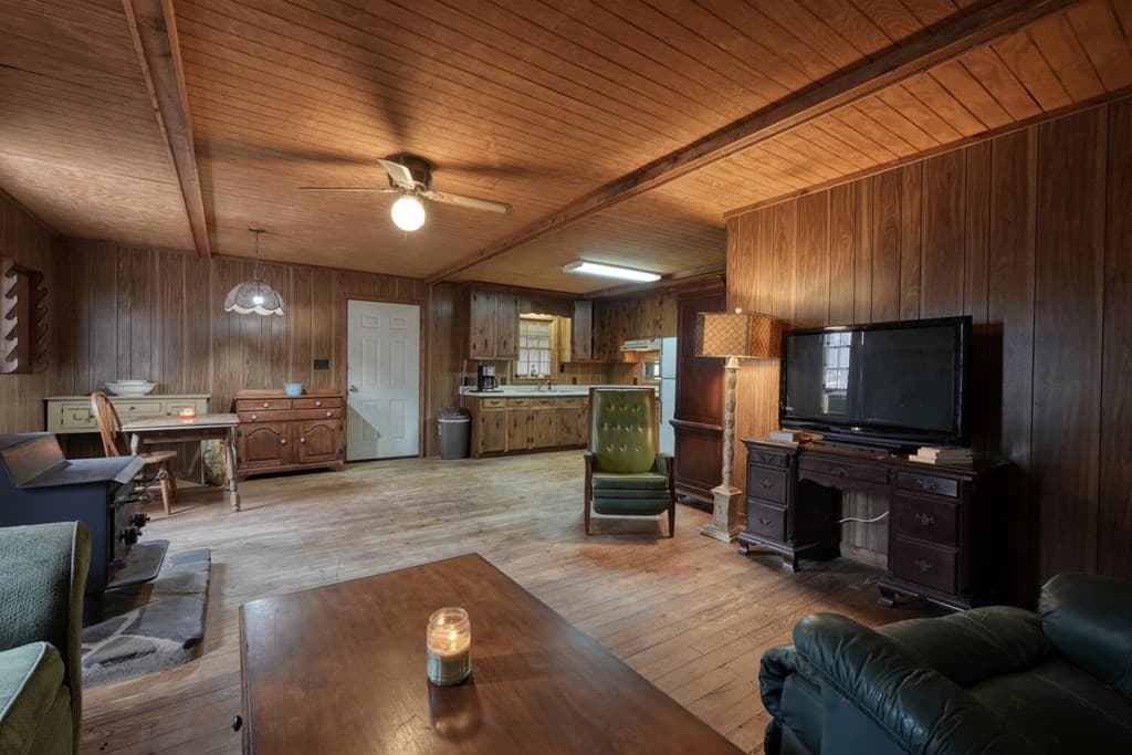 2479 Plum Orchard Road, Clayton GA 30525 - Photo