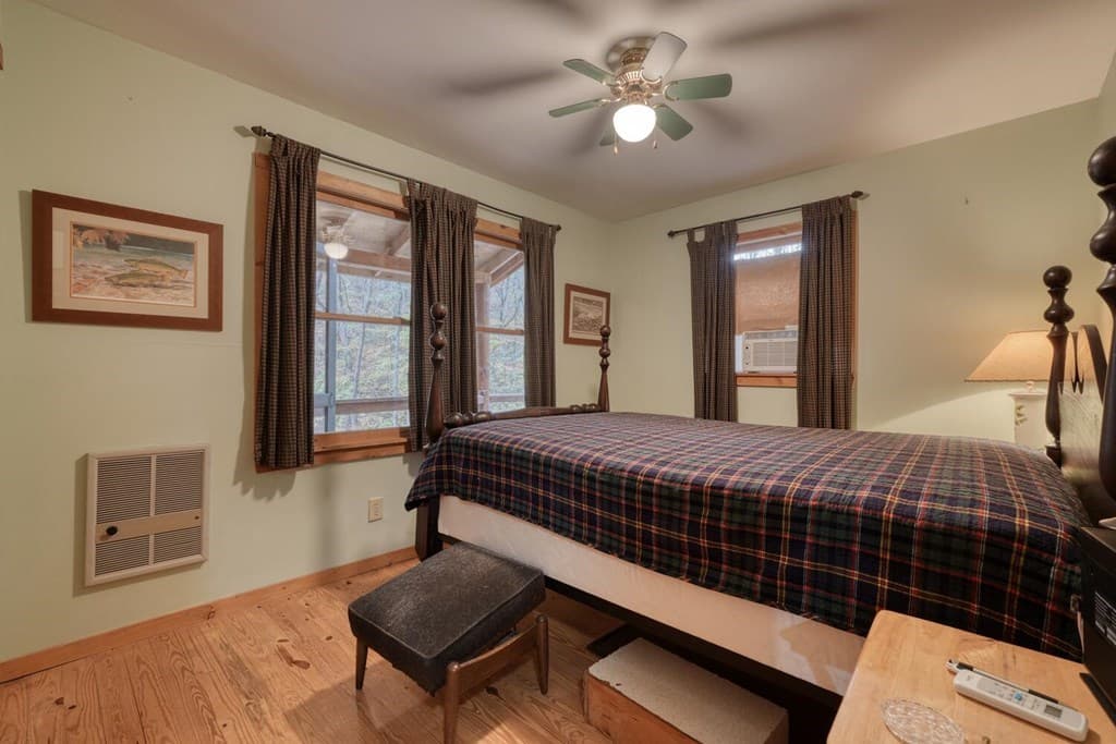 2479 Plum Orchard Road, Clayton GA 30525 - Photo
