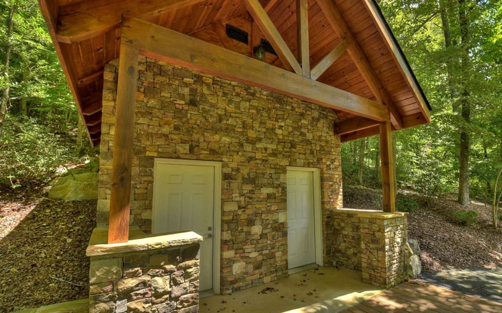 136 Whispering Ridge Court, Ellijay GA 30540 - Photo