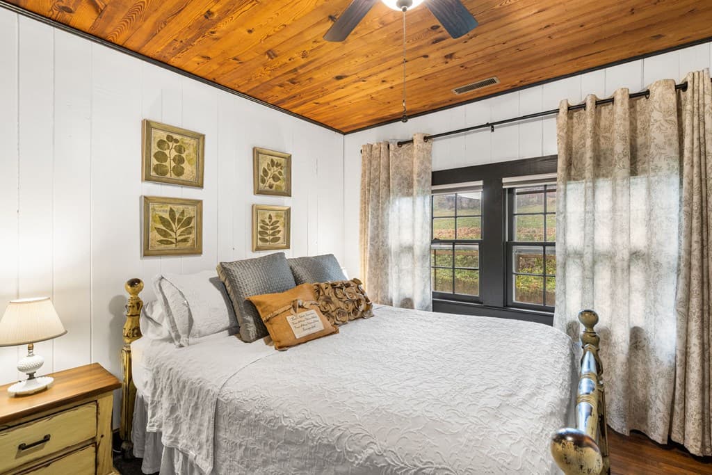 106 Settawig Road, Brasstown NC 28902 - Photo