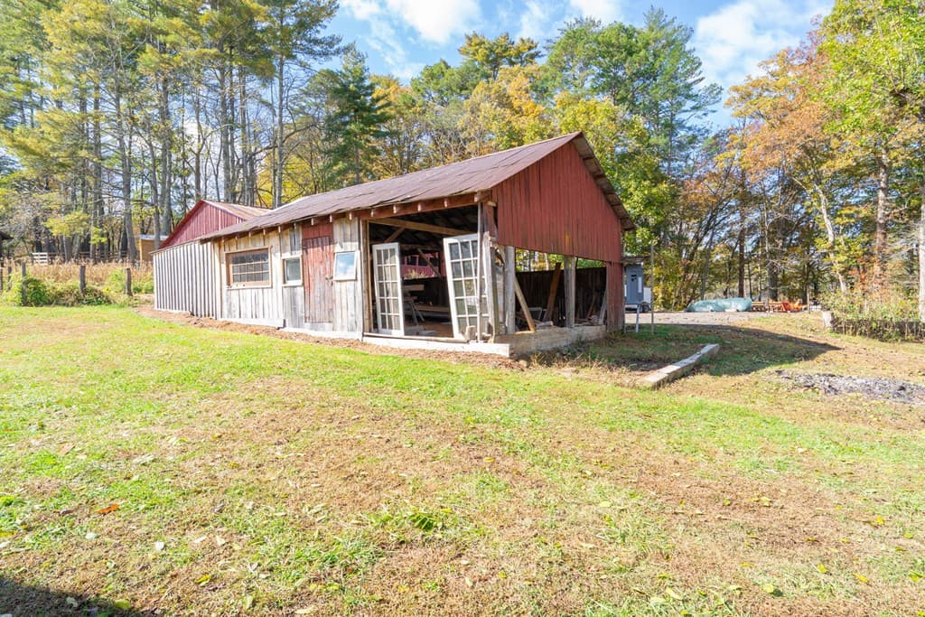 106 Settawig Road, Brasstown NC 28902 - Photo