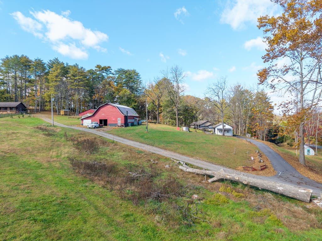 106 Settawig Road, Brasstown NC 28902 - Photo