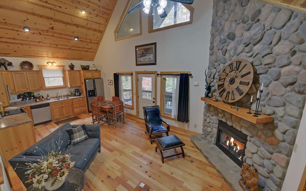 169 Wildwood Court, Ellijay GA 30540 - Photo