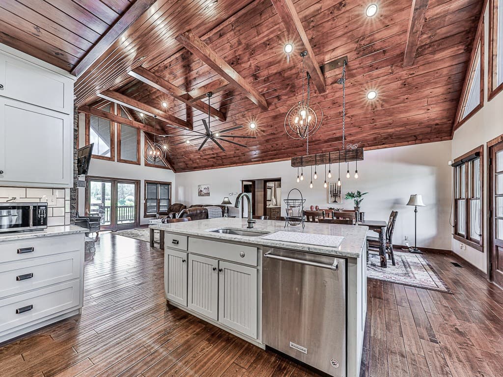 42 Lone Pine Drive, Morganton GA 30560 - Photo
