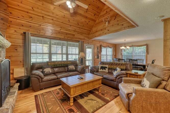 3558 River Front Lane, Hiawassee GA 30546 - Photo