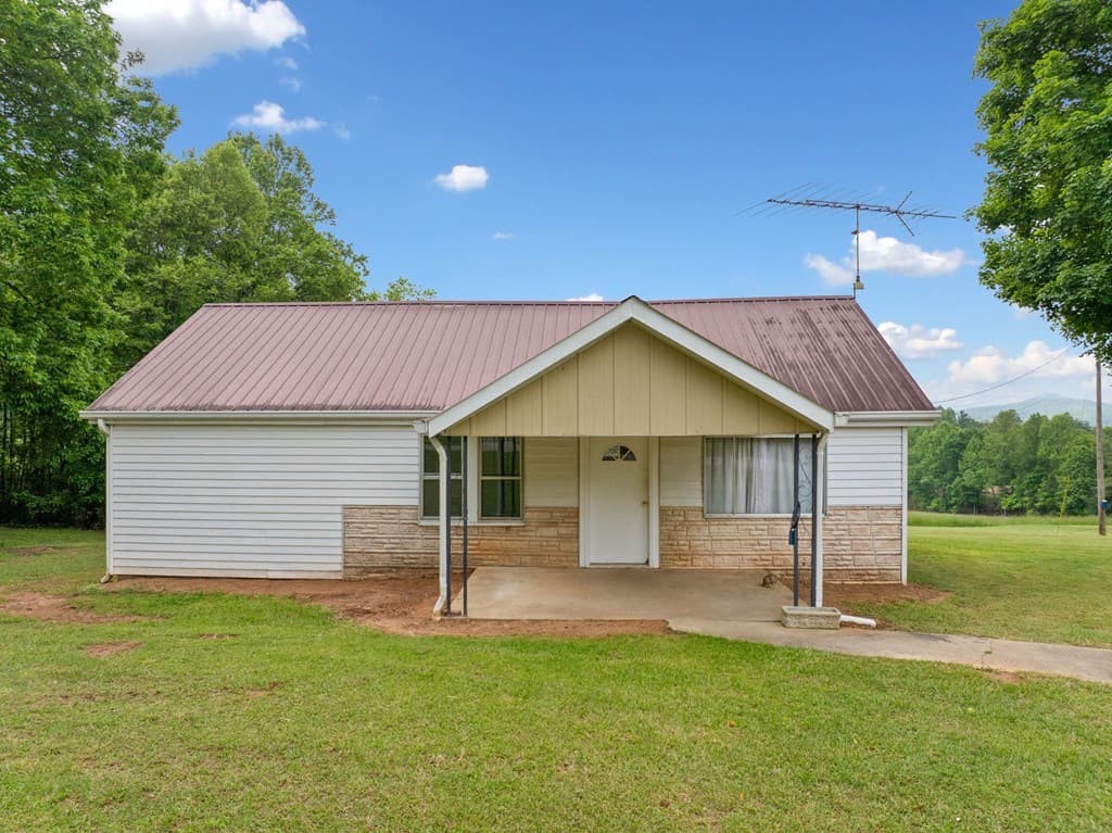 10442 Hwy 325, Blairsville GA 30512 - Photo