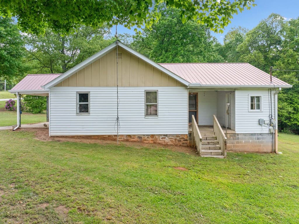 10442 Hwy 325, Blairsville GA 30512 - Photo