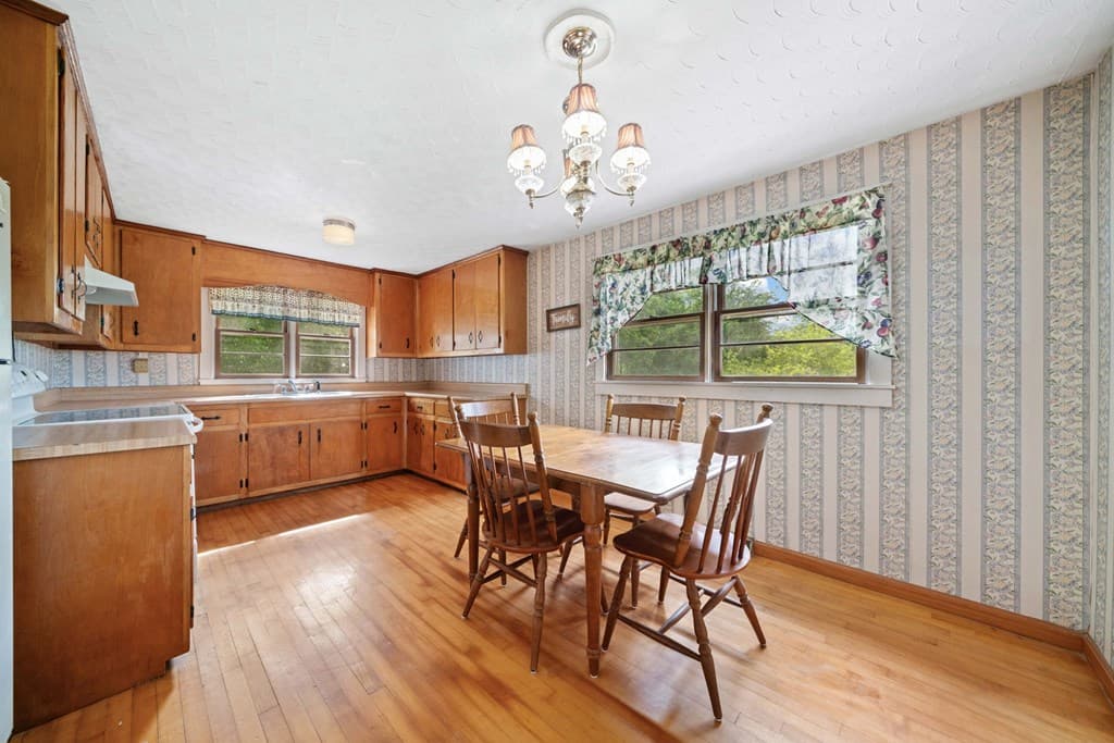 10442 Hwy 325, Blairsville GA 30512 - Photo