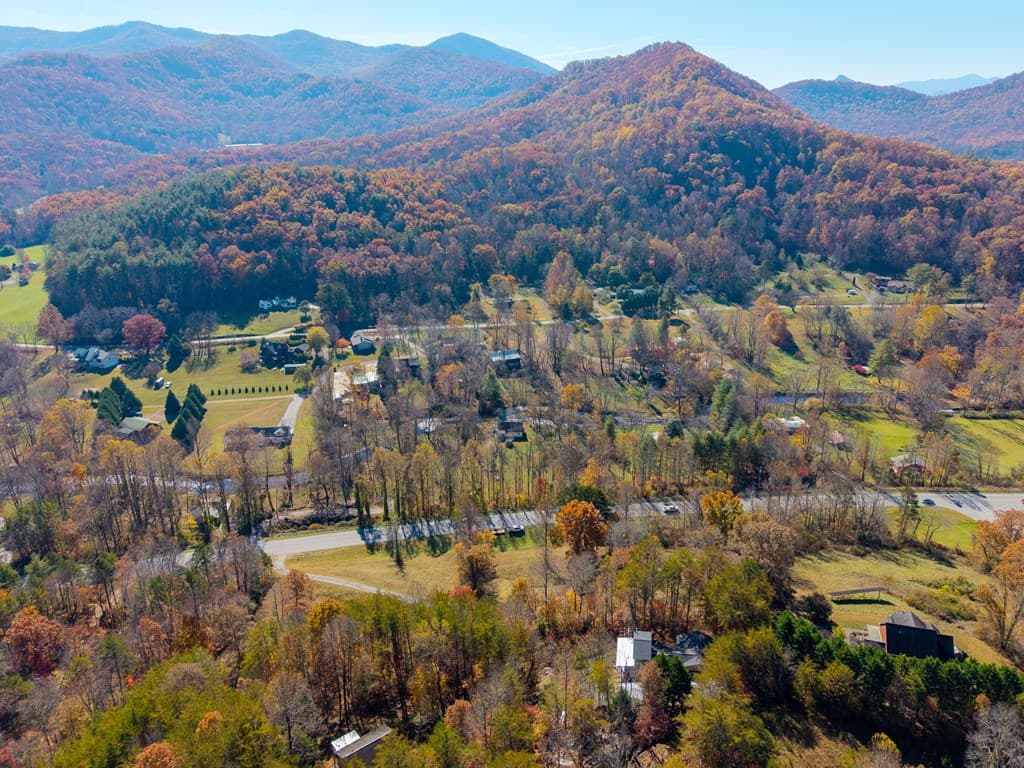 100 Tranquility Lane, Hayesville NC 28904 - Photo