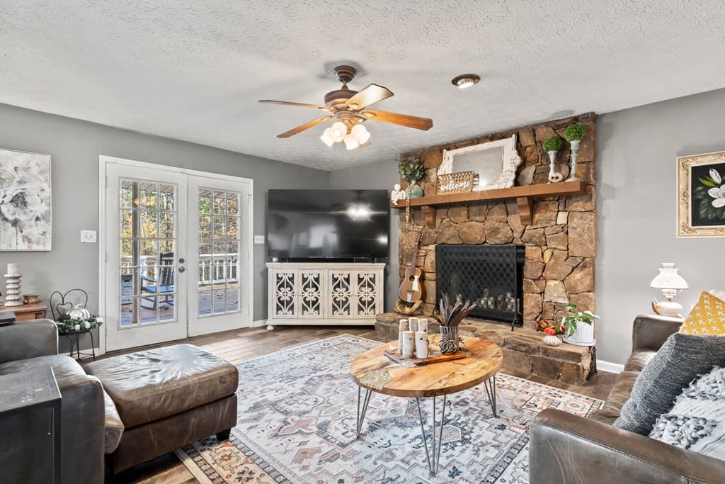 1062 Bethel Church Road, Silver Creek GA 30173 - Photo