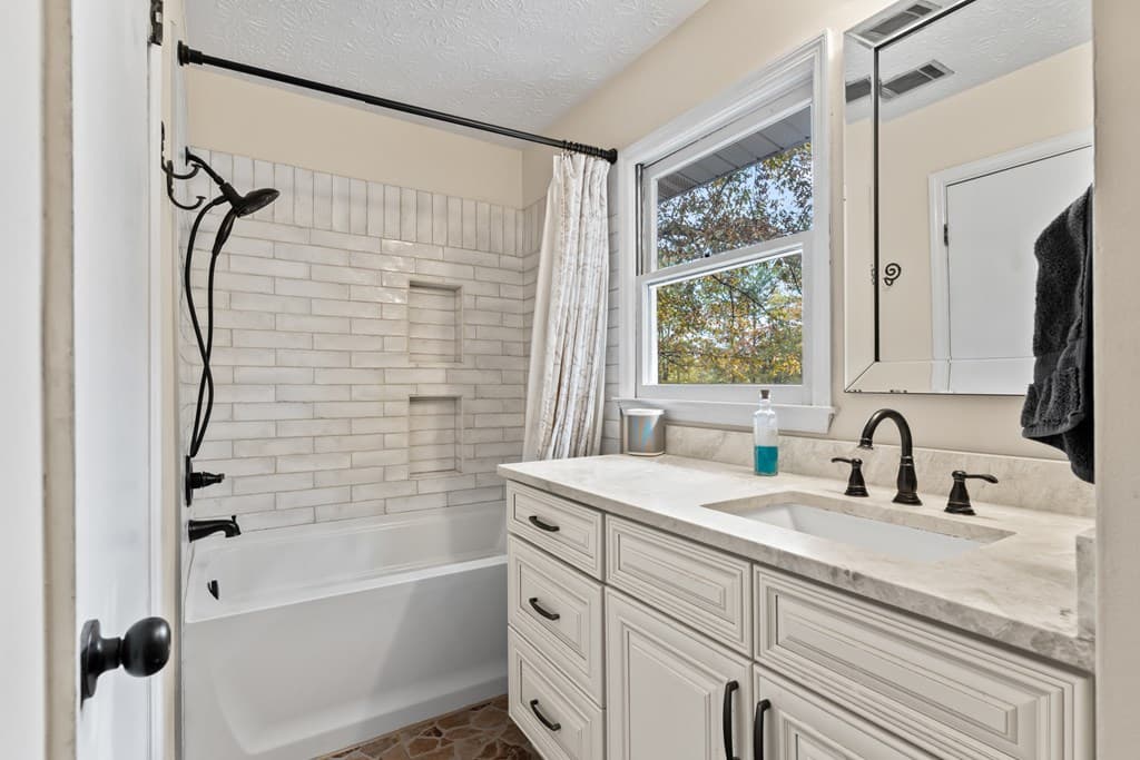 1062 Bethel Church Road, Silver Creek GA 30173 - Photo